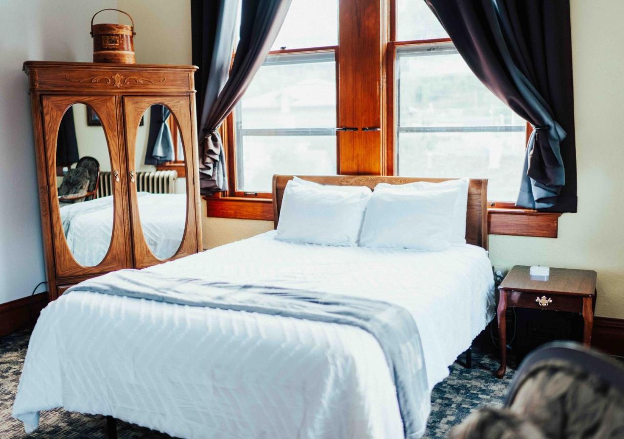 Town Hall Inn Lead 외부 사진