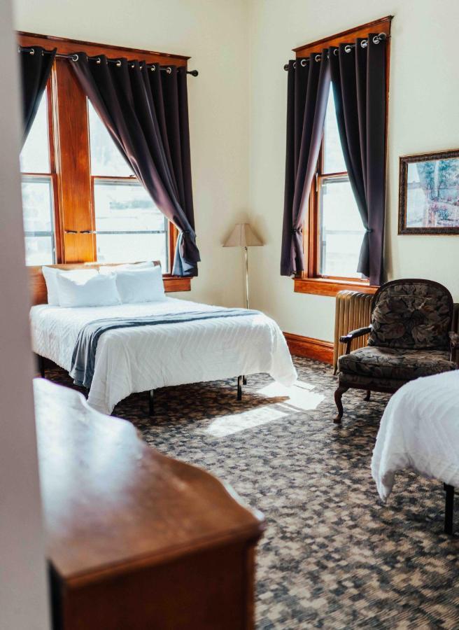 Town Hall Inn Lead 외부 사진